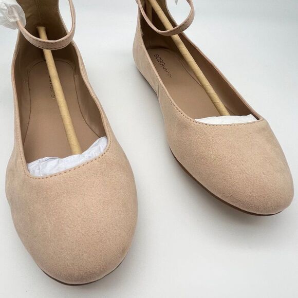 New BCBGeneration Women's Gwen Ankle Strap Flats - Size 9M - Picture 3 of 8